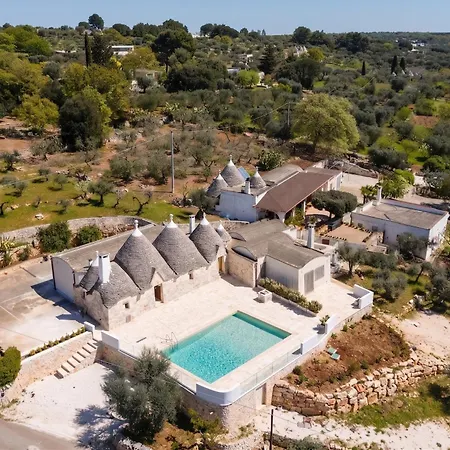 Trulli Calvelli - Salento Selection * Cisternino